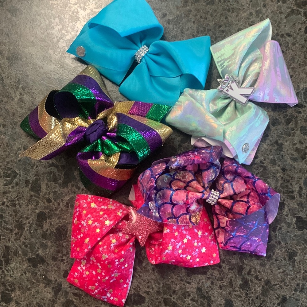 Jumbo JoJo Siwa bows